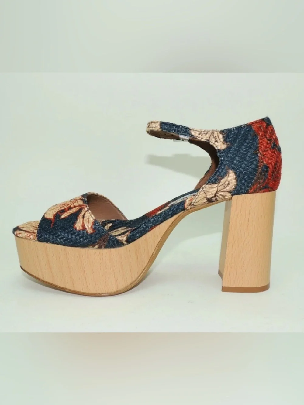 Tabitha Simmons bold floral